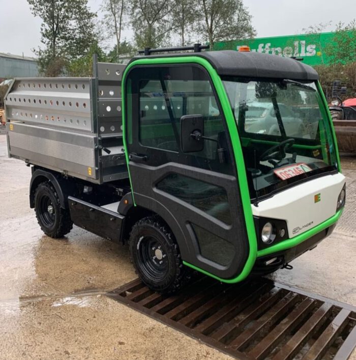 etesia et lander electrisch transport voertuig