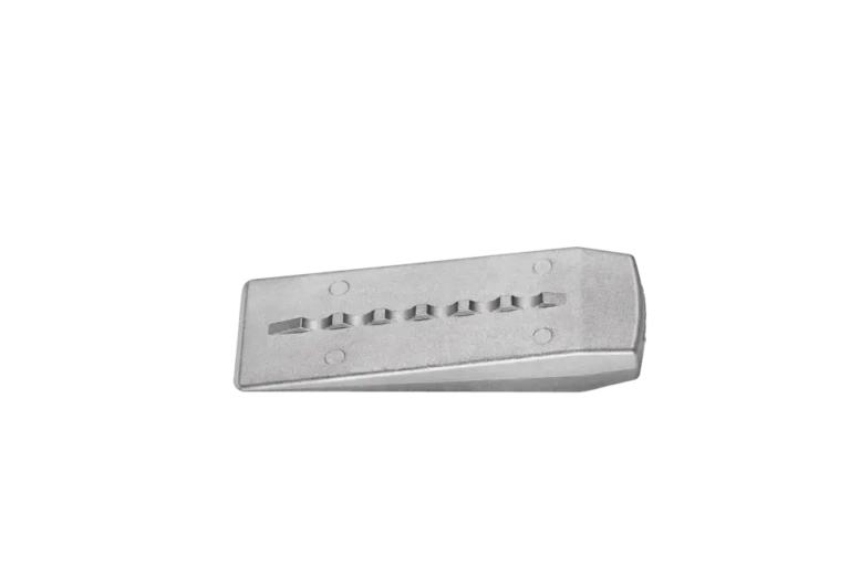 velwig, aluminium, 12 x 4 cm