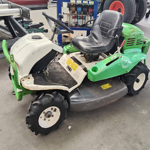 Etesia Attila ruwterrein, talud maaier AV98X - 4WD