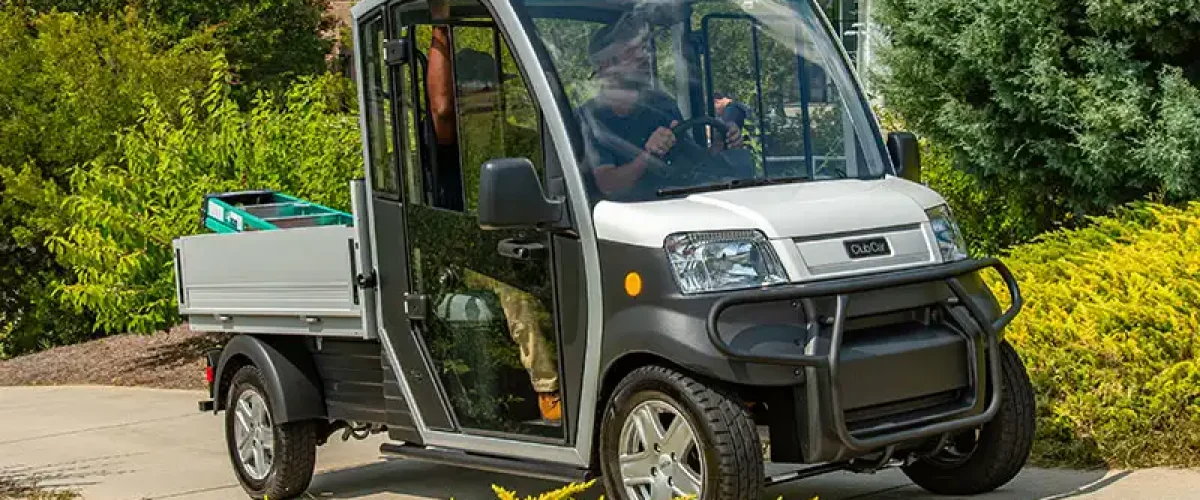 urban electric truck university campus work vehicle 800x533